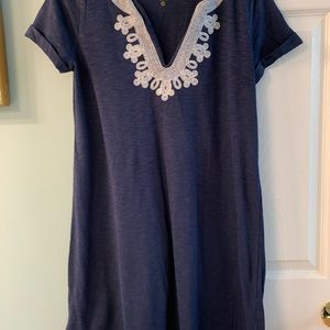 Lilly Pulitzer/ Medium/ Beautiful neckline!